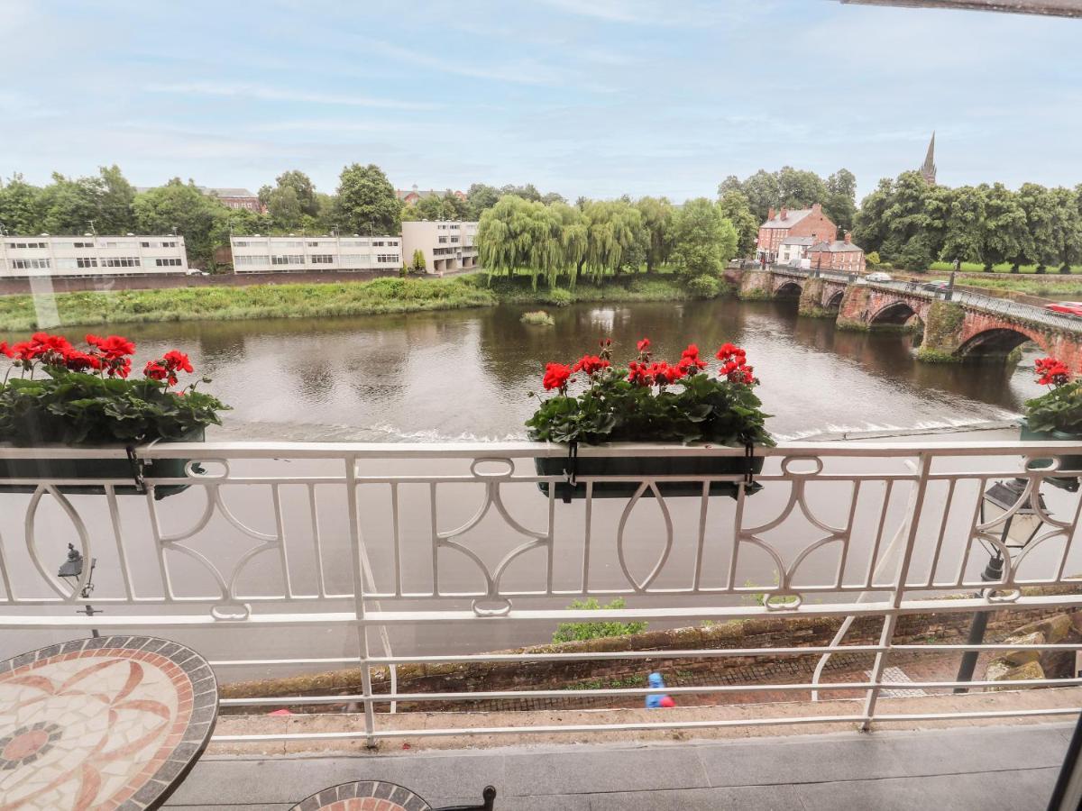 Dee Heights Penthouse Apartamento Chester Exterior foto
