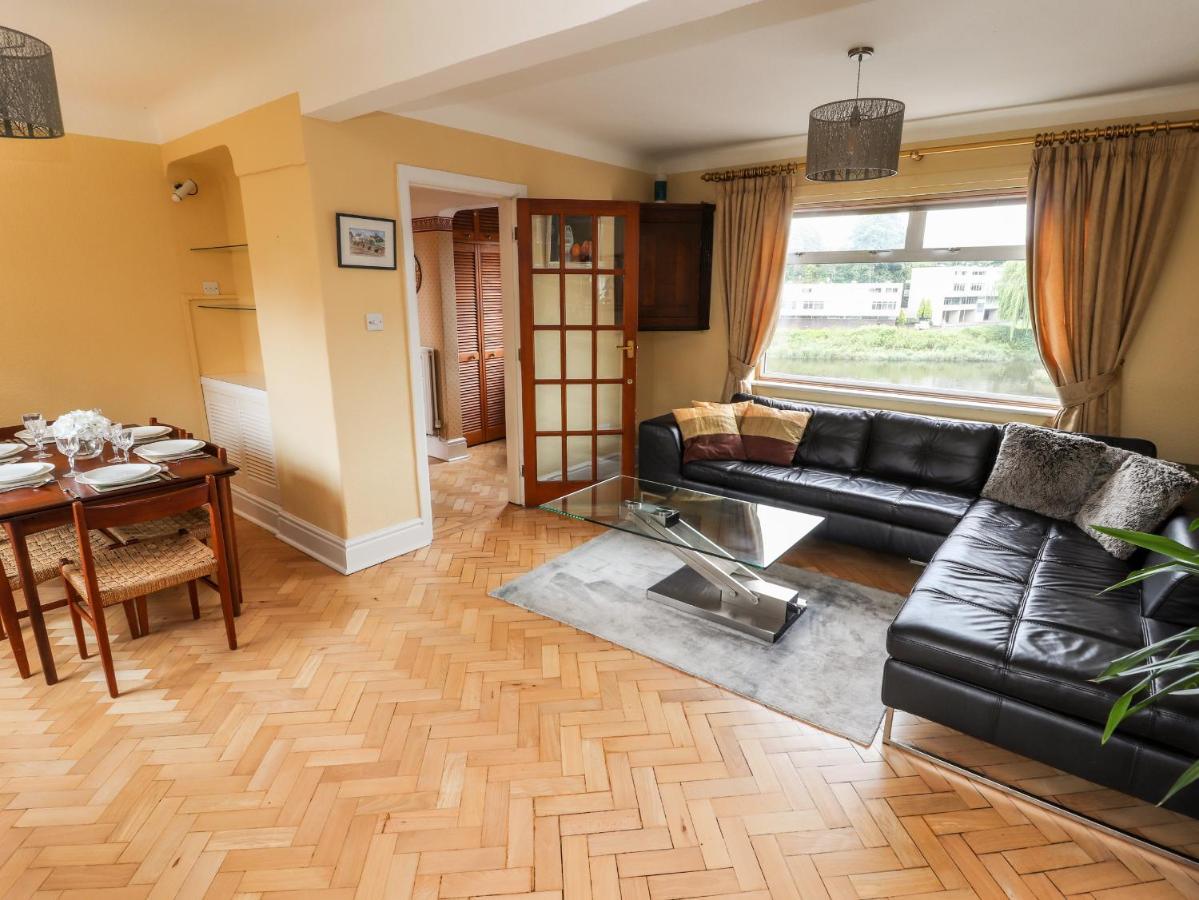 Dee Heights Penthouse Apartamento Chester Exterior foto