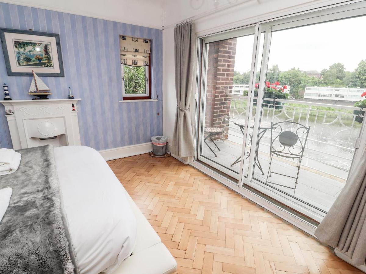 Dee Heights Penthouse Apartamento Chester Exterior foto